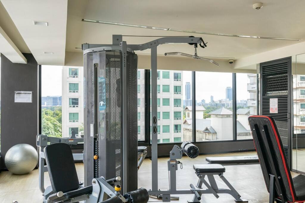 Stylish 1 Bedroom, Nice Pool,Bts Asok, Sukhumvit Bangkok Exteriör bild