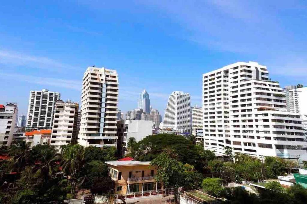 Stylish 1 Bedroom, Nice Pool,Bts Asok, Sukhumvit Bangkok Exteriör bild